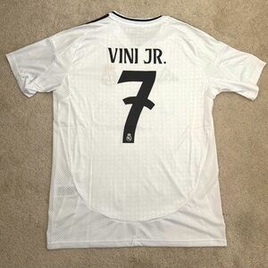 Vini jr Real Madrid jersey 24/25 Soccer medium Champions Leauge patch Vinicius